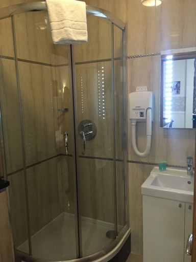 Bathroom 4, Paddington Apartments, London