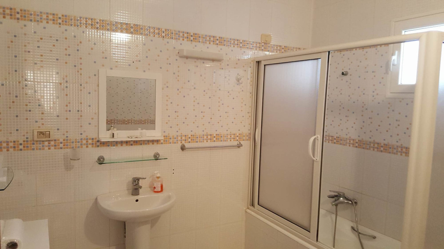 Bathroom, Villa La Fidèle, Djerba Midoun