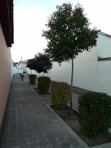 Others 5, Pension Matarrana, Zaragoza