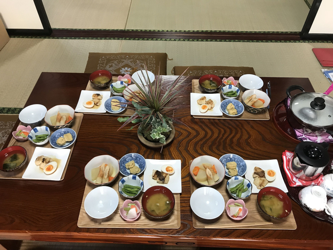 Food & Drinks 4, Relaxing House de Akemi, Imizu