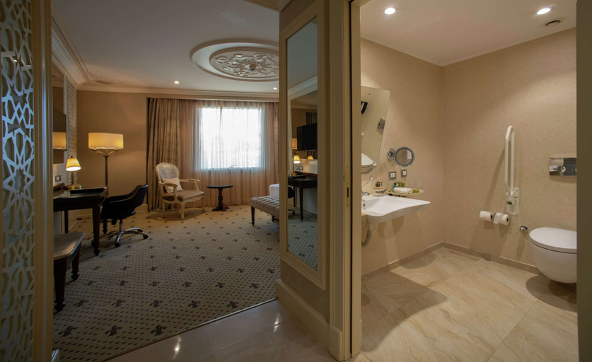 Bathroom 4, DoubleTree by Hilton Gaziantep, Şehitkamil