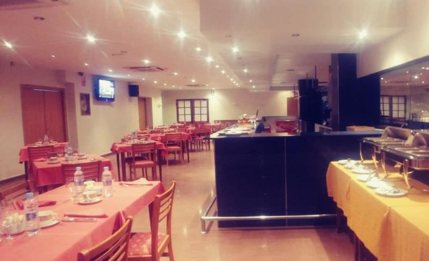 Food & Drinks 3, Hotel Ria de Vigo, Valladolid
