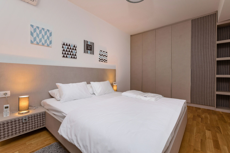 Bedroom 3, Apartments Krug