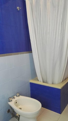 Bathroom 4, B&B Dormo in Centro, Cosenza
