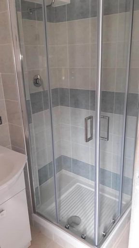 Bathroom 4, Campo Sportivo, Reggio Di Calabria