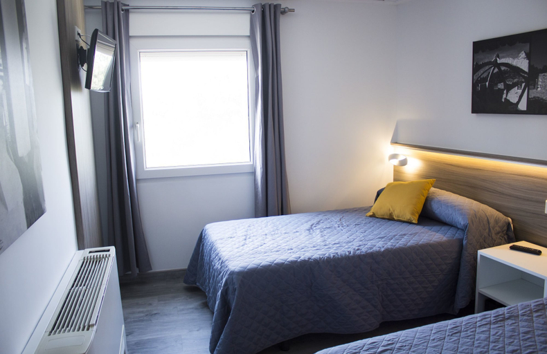 Bedroom 2, Restaurante Pensión Mariola, Alicante