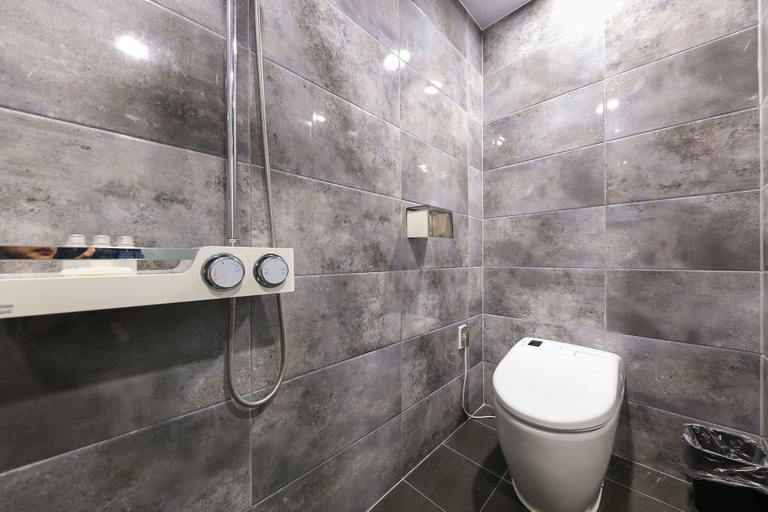 Bathroom 4, Hotel Merrymud, Boryeong