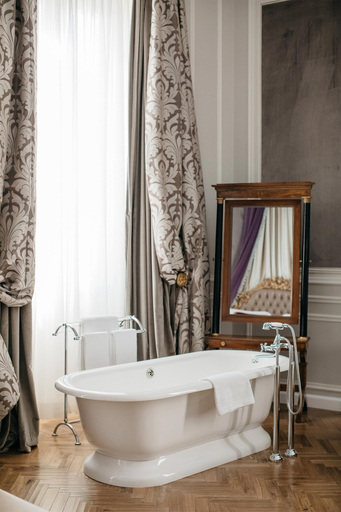 Bathroom 5, The St. Regis Florence, Florence