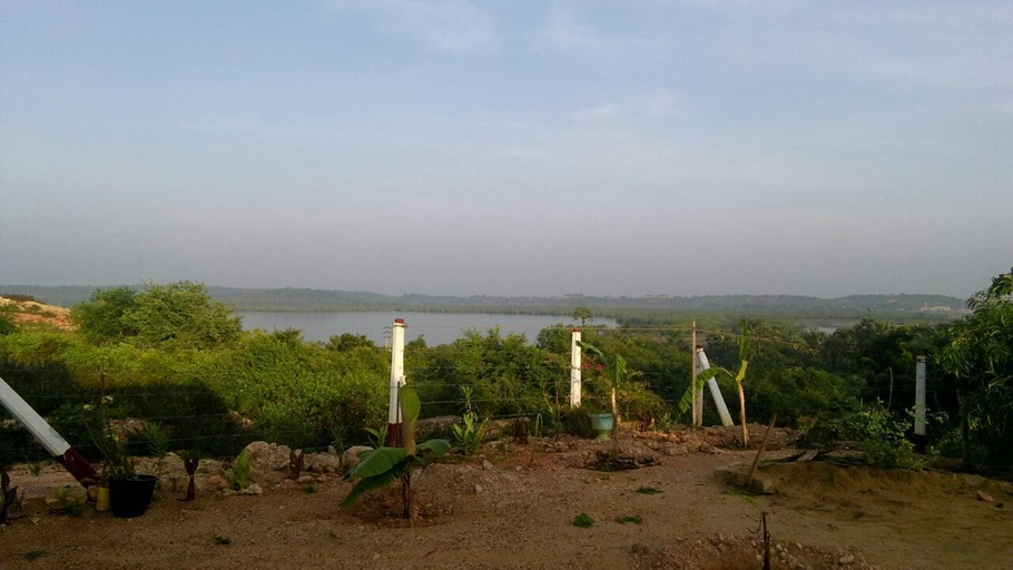 Others 4, Sunntop Cabana, Trincomalee Town and Gravets