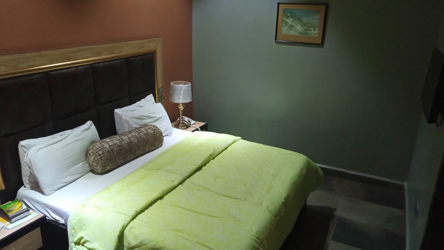Bedroom 2, Hard Break Hotel and Suite, Enugu North