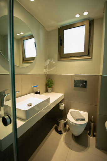 Bathroom 4, Fevro, Crete