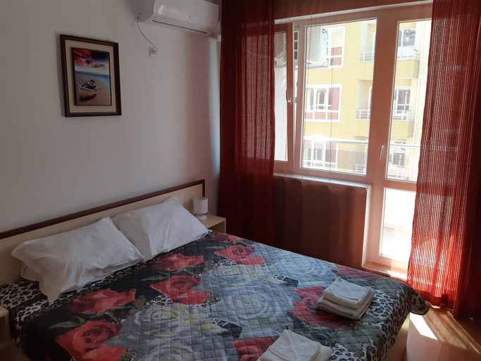 Bedroom 3, Siren, Pomorie