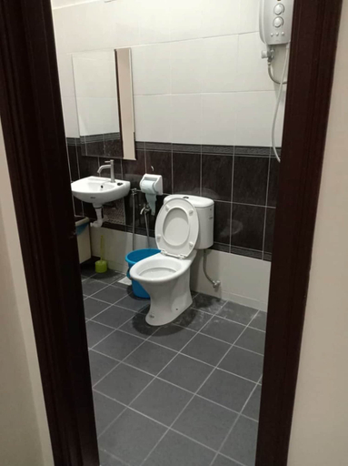 Bathroom 3, BB Villas - 5 min Jonker Melaka, Malacca City