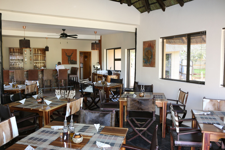 Food & Drinks 5, Ijaba Lodge, Outjo