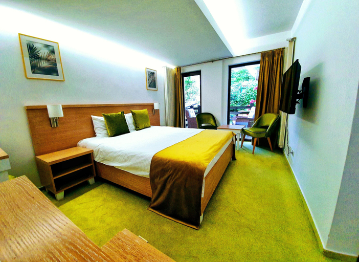 Bedroom 2, Varful Cu Dor, Sinaia