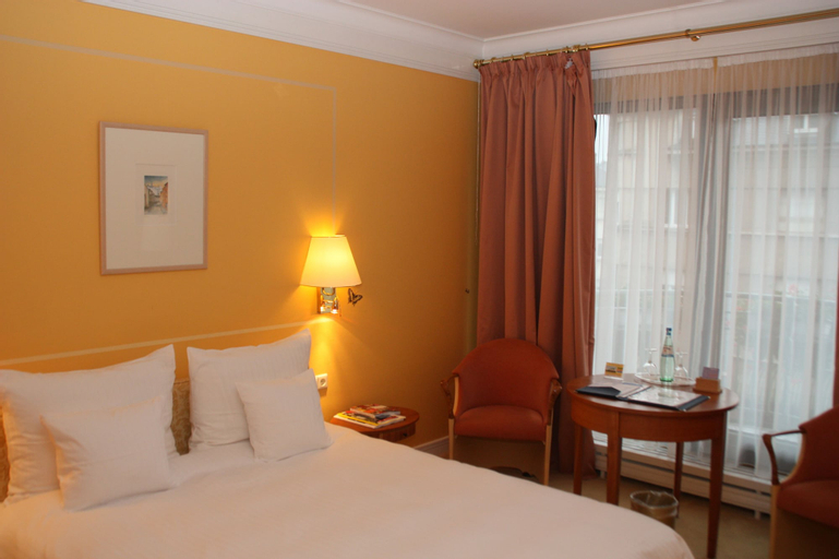 Bedroom 3, Parc Belair, Luxembourg