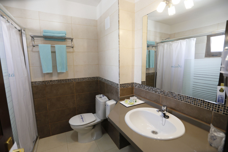 Bathroom 5, Hotel Andorra, Santa Cruz de Tenerife