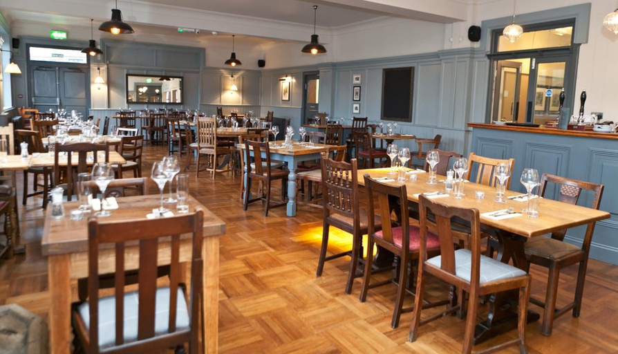 Food & Drinks 5, Bath Arms Hotel, Somerset