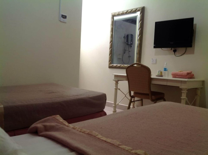 Bedroom 3, Hotel Morning Glory, Kudat