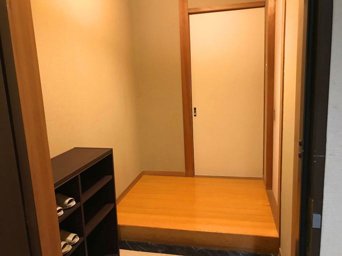 Bedroom 4, Oniyama Hotel, Beppu