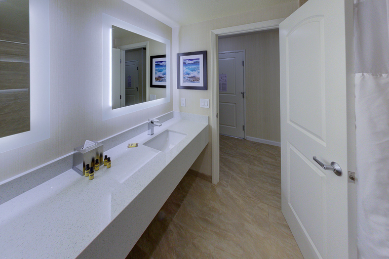 Bathroom 4, Best Western Plus Carpinteria Inn, Santa Barbara