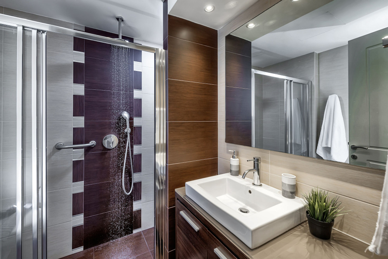 Bathroom 4, Villa Penelope, Crete