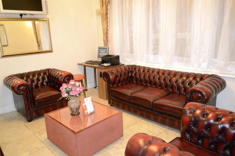 Others 5, Cranbrook Hotel, London