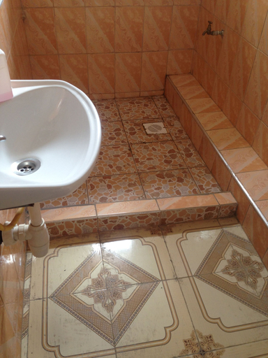 Bathroom 3, Nairobi Transit Lounge, Mavoko