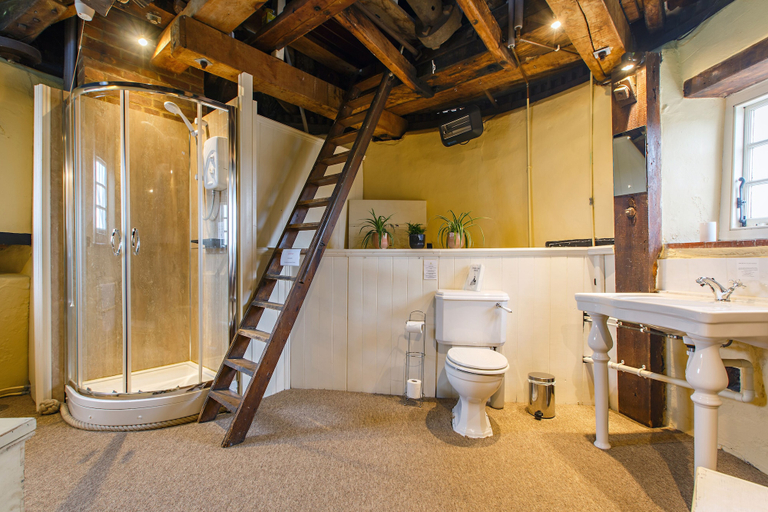 Bathroom 2, Cley Windmill, Norfolk