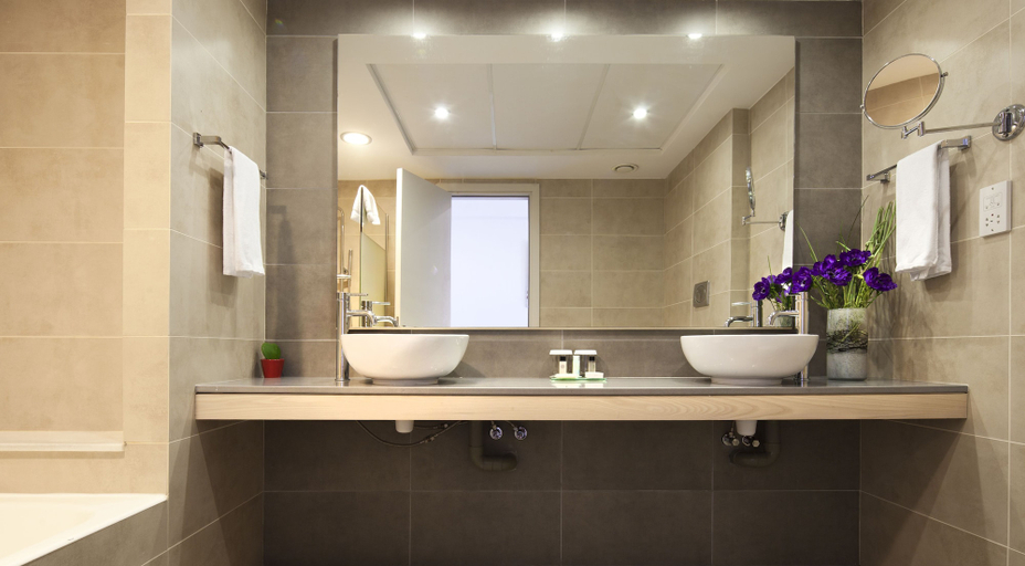 Bathroom 5, Capital Coast Resort & Spa