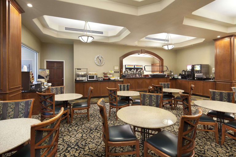 Food & Drinks 5, Ramada by Wyndham Olympia, Thurston