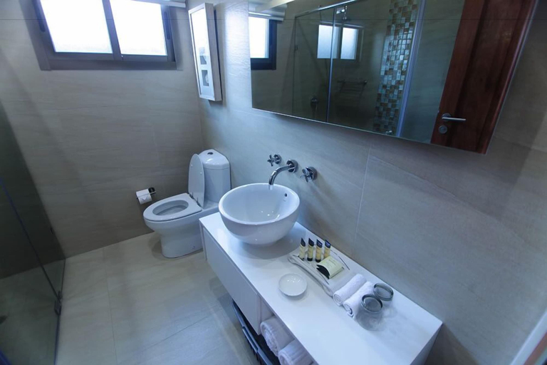 Bathroom 3, Fallsway Villas, Lusaka