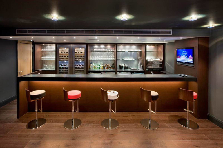 Food & Drinks 3, Camp Fred Hotel, Busiiro