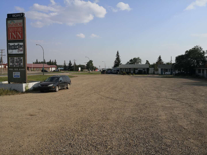 Others 4, Rainbow Motor Inn, Division No. 13