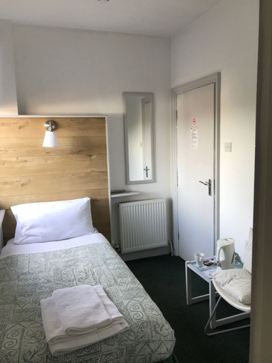 Bedroom 3, Victoria Lodge, Warrington