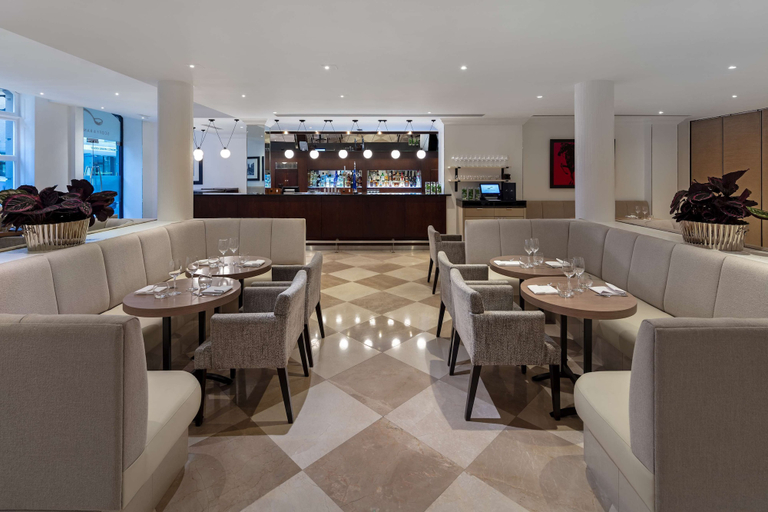 Food & Drinks 4, Radisson Blu Hotel, London Tottenham Court Road, London