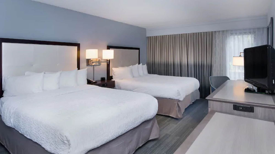 Bedroom 4, Hampton Inn Naples-I-75, Collier