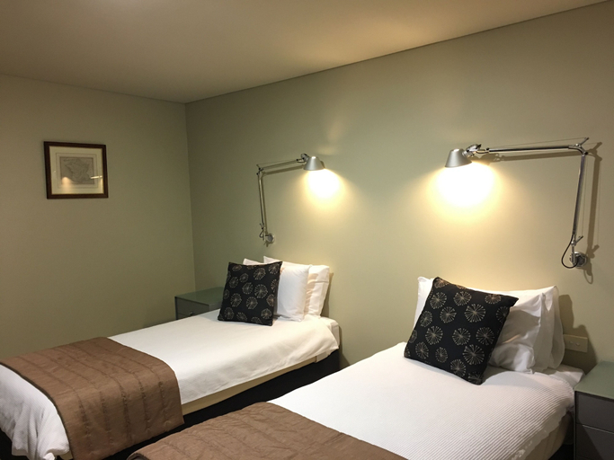 Bedroom 3, The Vintry, Cessnock