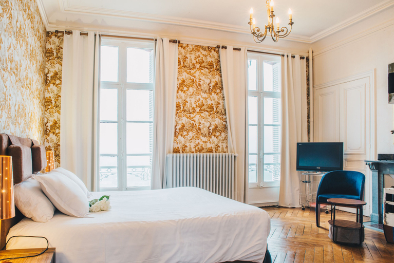 Bedroom 3, Chambres d'Hôtes Château du Landin, Eure
