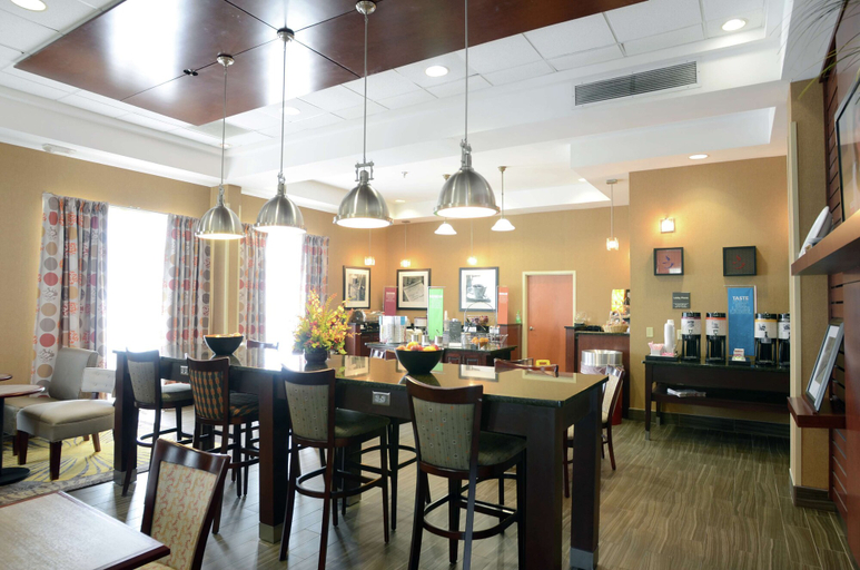 Food & Drinks 5, Hampton Inn Vidalia, Toombs