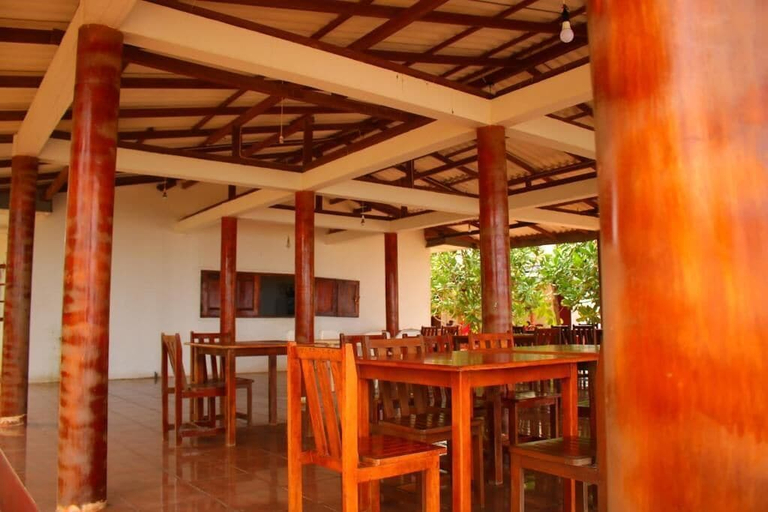Food & Drinks 4, Under Water Safaris, Trincomalee Town and Gravets