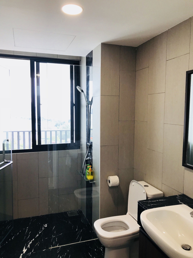 Bathroom, Little Cabin Sunrise Seaview Studio, Pulau Penang