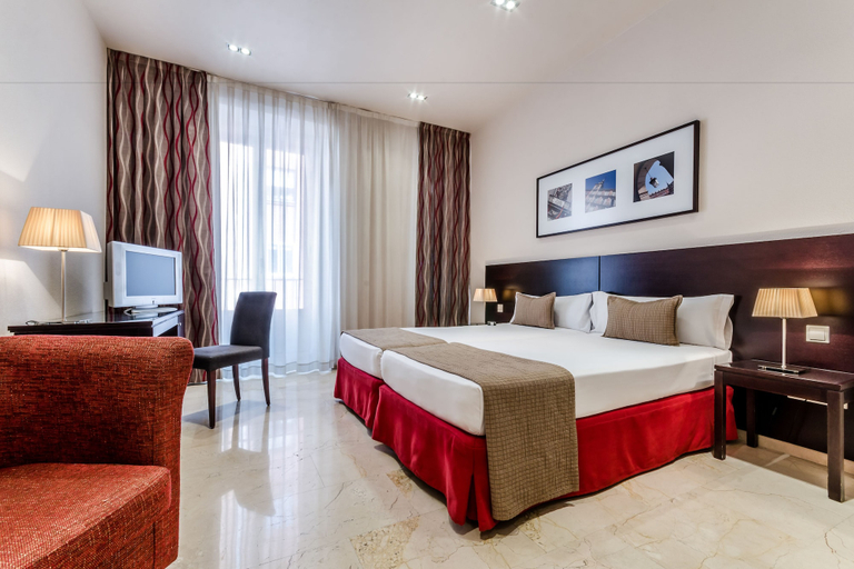 Bedroom 3, Hotel Exe Suites 33, Madrid