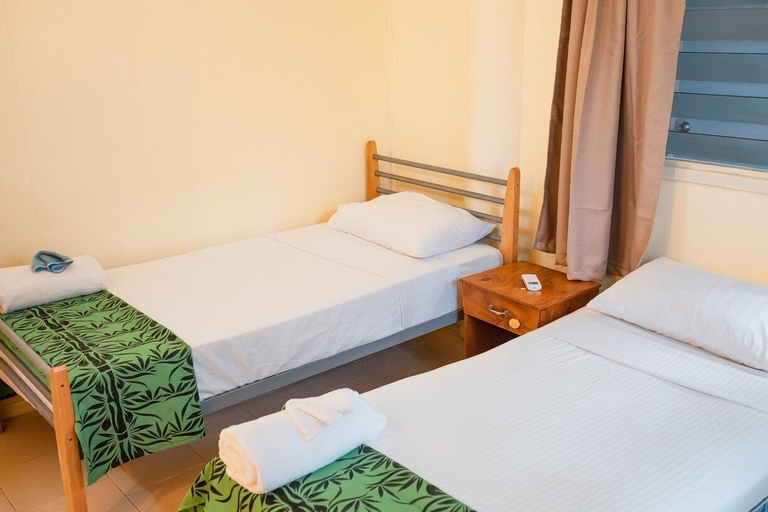 Bedroom 4, Karl's Getaway Hotel and Tours, Vaimauga West