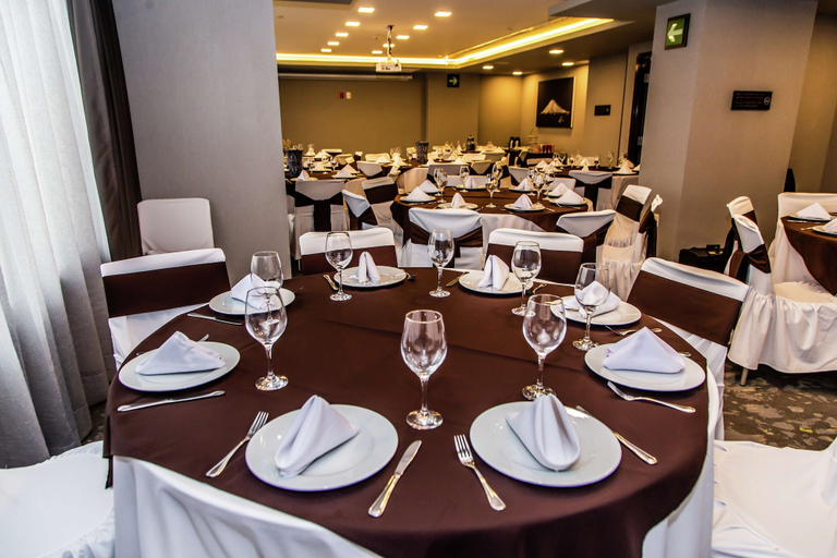 Food & Drinks 5, Hampton Inn & Suites by Hilton Puebla, Ocoyucan