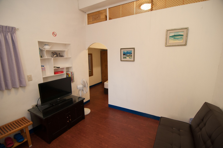 Others 5, Mengqi Hostel, Penghu