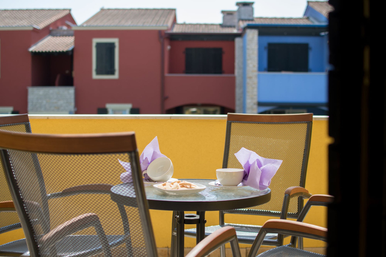 Others 5, Villas Faro, Umag