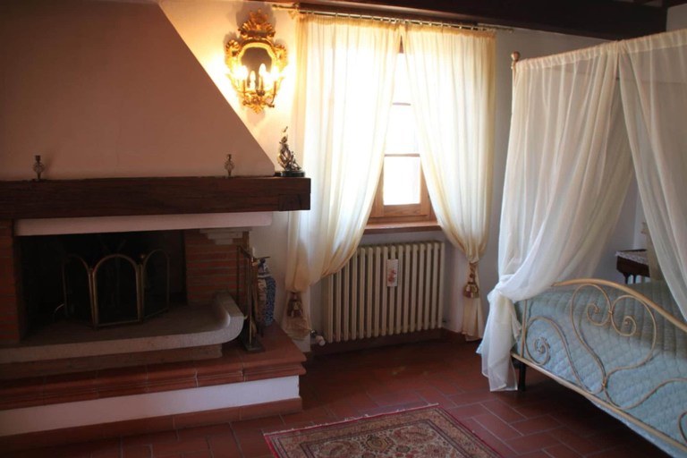 Bedroom 4, B&B Ortali Country House, Arezzo