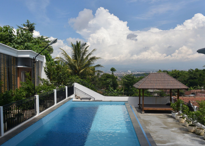 Sport & Beauty 5, Malang Hill Gallery & Homestay, Malang