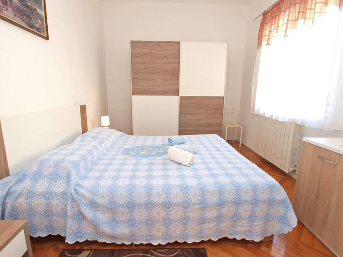 Bedroom 3, Apartment 154, Labin
